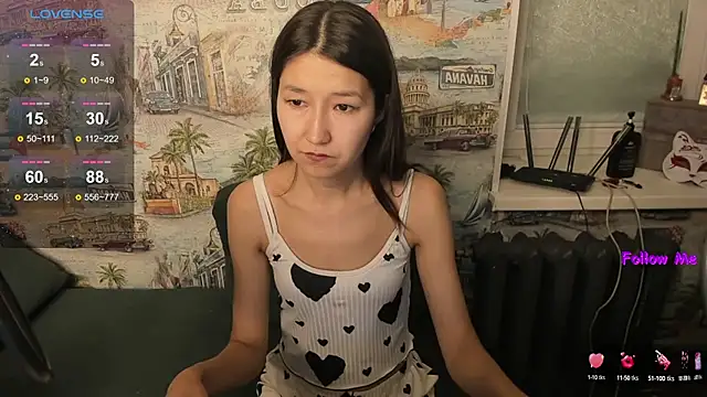 Snapshot of LeyylaStoone chatting on October 15, 2025, 1:00 pm LeyylaStoone online show from October 15, 2025, 1:00 pm