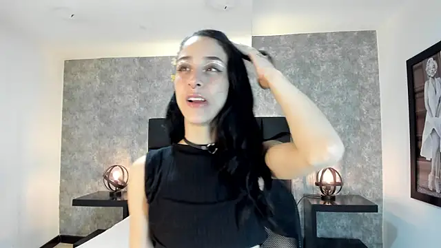 lhiamfit online show from December 14, 2024, 4:45 am