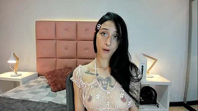 lhiamfit online show from September 26, 2025, 4:11 pm