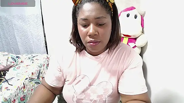 thickebonymilfF online show from October 11, 2025, 2:22 am