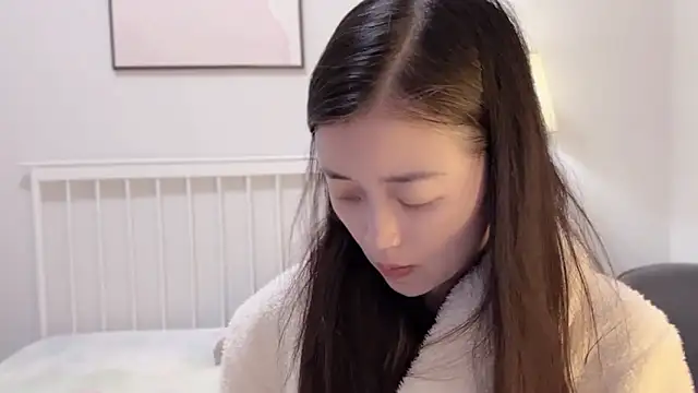 Snapshot of A-xena chatting on March 4, 2025, 1:49 pm A-xena online show from March 4, 2025, 1:49 pm