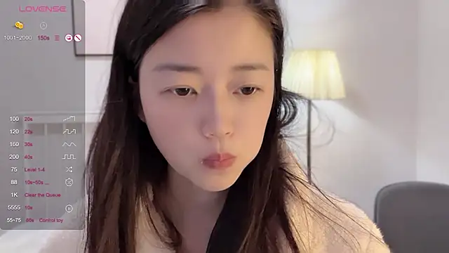 Snapshot of A-xena chatting on March 5, 2025, 2:36 am A-xena online show from March 5, 2025, 2:36 am