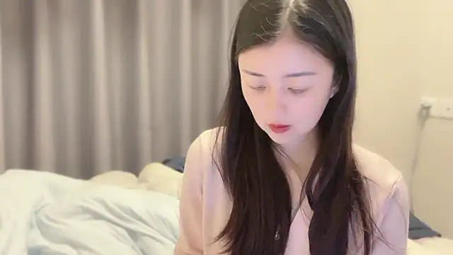 Snapshot of A-xena chatting on March 14, 2025, 1:35 pm A-xena online show from March 14, 2025, 1:35 pm