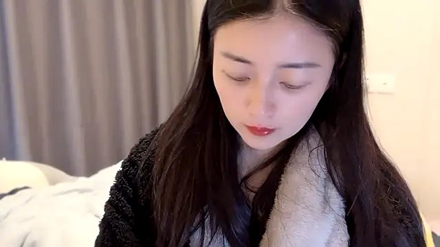 Snapshot of A-xena chatting on March 20, 2025, 2:19 am A-xena online show from March 20, 2025, 2:19 am