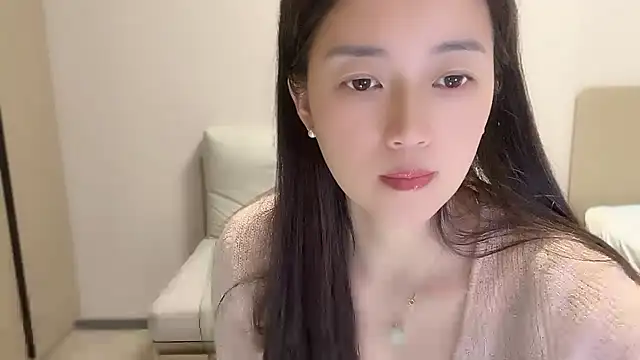 Snapshot of A-xena chatting on October 18, 2025, 2:29 pm A-xena online show from October 18, 2025, 2:29 pm