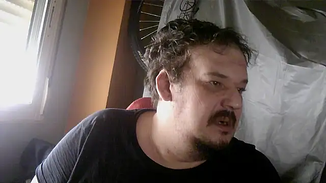 porkorossy online show from September 29, 2025, 9:03 am