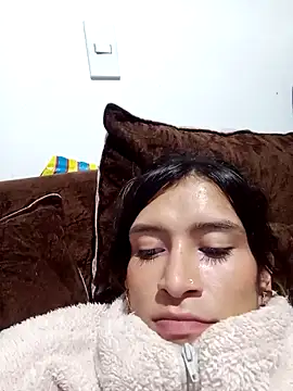 Snapshot of Queen_camila chatting on January 18, 2025, 4:48 am Queen camila online show from January 18, 2025, 4:48 am