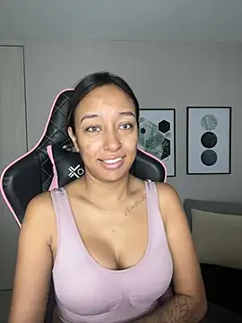 DianaHopson online show from February 12, 2025, 10:35 am