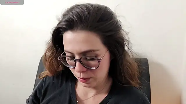 Snapshot of irinasweet27 chatting on October 26, 2025, 12:05 am irinasweet27 online show from October 26, 2025, 12:05 am