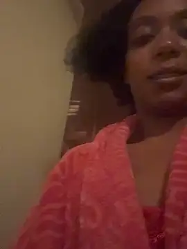 ROXYNL online show from February 7, 2025, 5:31 am