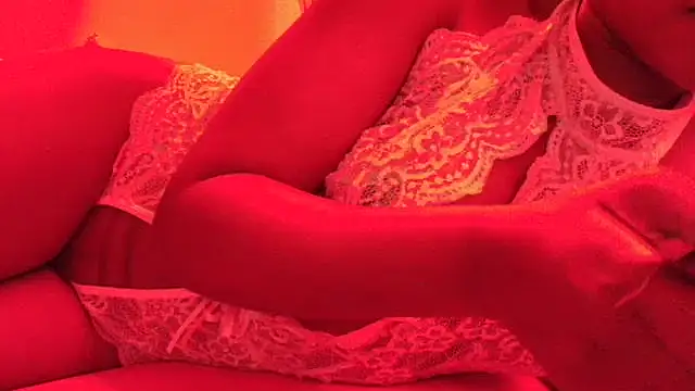 ROXYNL online show from October 17, 2025, 8:00 pm