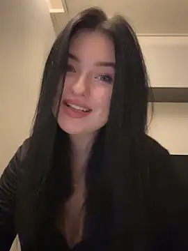 Angela Fosterr online show from November 15, 2025, 5:42 pm