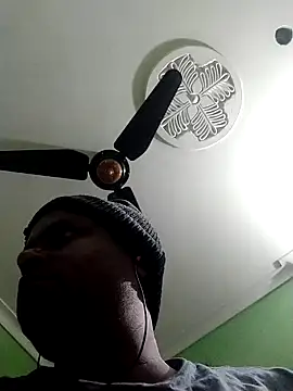 Snapshot of Niladri1410 chatting on January 17, 2025, 7:49 pm Niladri1410 online show from January 17, 2025, 7:49 pm