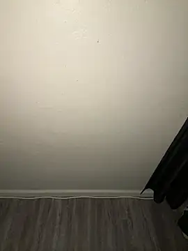 demonslayerr999 online show from December 24, 2024, 8:44 am