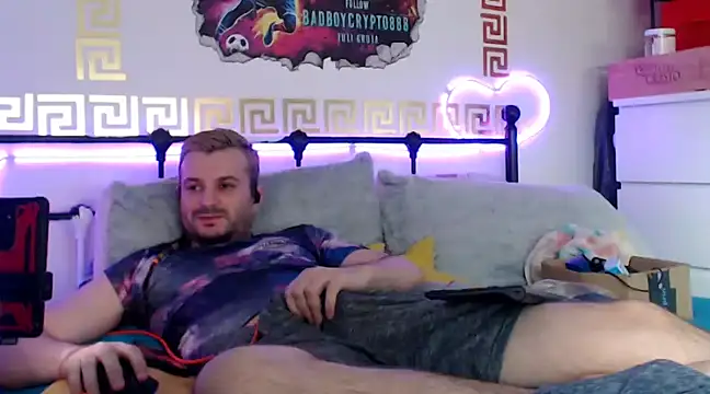 Snapshot of erotico69xxx chatting on March 13, 2025, 5:18 pm erotico69xxx online show from March 13, 2025, 5:18 pm