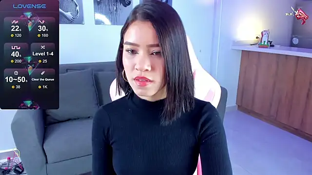 Snapshot of sophia_willians chatting on December 27, 2024, 1:39 pm sophia willians online show from December 27, 2024, 1:39 pm