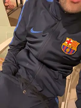 Snapshot of athenphysics chatting on January 4, 2025, 11:17 pm athenphysics online show from January 4, 2025, 11:17 pm