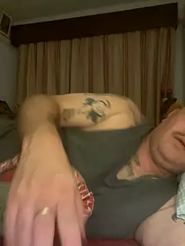 Snapshot of Russirayu chatting on October 25, 2025, 10:48 pm Russirayu online show from October 25, 2025, 10:48 pm