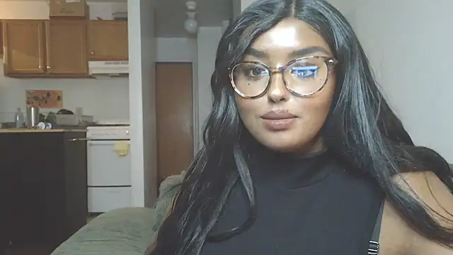 Snapshot of SiminFox chatting on October 1, 2025, 12:38 am SiminFox online show from October 1, 2025, 12:38 am