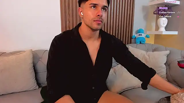 Snapshot of liam_collins21 chatting on March 1, 2025, 4:44 pm liam collins21 online show from March 1, 2025, 4:44 pm