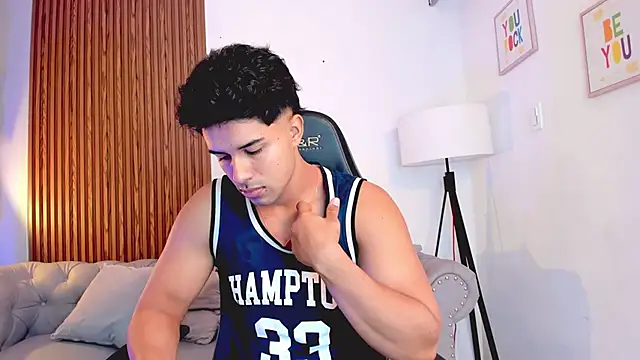 Snapshot of liam_collins21 chatting on November 1, 2025, 11:56 am liam collins21 online show from November 1, 2025, 11:56 am