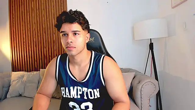 Snapshot of liam_collins21 chatting on November 8, 2025, 11:54 am liam collins21 online show from November 8, 2025, 11:54 am