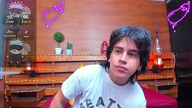 Snapshot of alex_477 chatting on February 27, 2025, 11:31 am alex 477 online show from February 27, 2025, 11:31 am