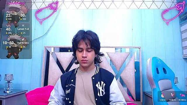 Snapshot of alex_477 chatting on March 3, 2025, 11:33 am alex 477 online show from March 3, 2025, 11:33 am