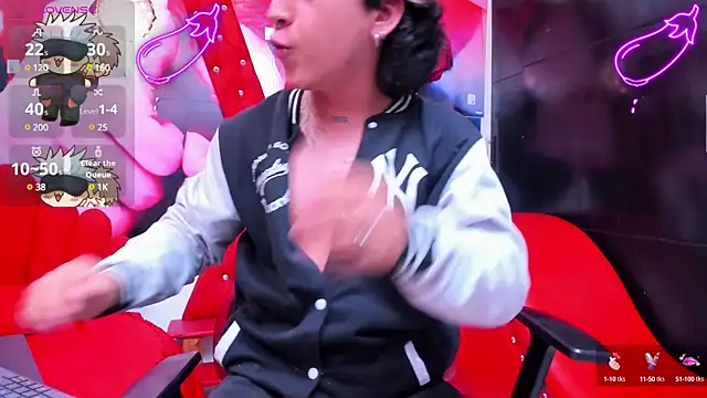 Snapshot of alex_477 chatting on March 5, 2025, 2:45 pm alex 477 online show from March 5, 2025, 2:45 pm