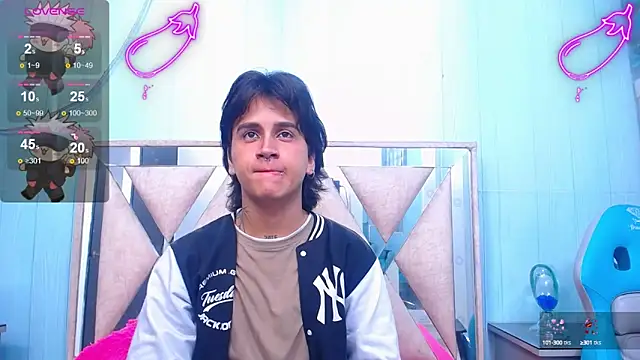 Snapshot of alex_477 chatting on March 8, 2025, 2:40 pm alex 477 online show from March 8, 2025, 2:40 pm