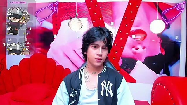 Snapshot of alex_477 chatting on March 21, 2025, 11:33 am alex 477 online show from March 21, 2025, 11:33 am