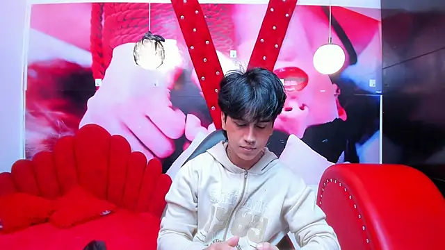 Snapshot of alex_477 chatting on October 30, 2025, 11:55 am alex 477 online show from October 30, 2025, 11:55 am