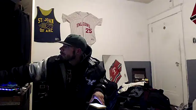 Snapshot of sledge901 chatting on January 28, 2025, 5:00 am sledge901 online show from January 28, 2025, 5:00 am