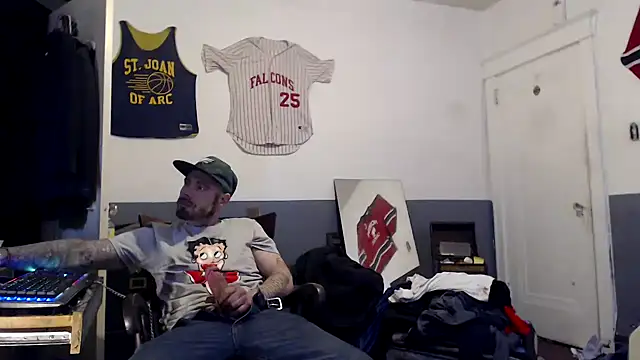 Snapshot of sledge901 chatting on January 28, 2025, 1:27 pm sledge901 online show from January 28, 2025, 1:27 pm