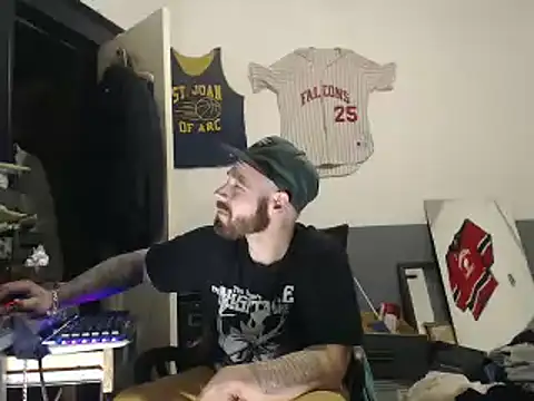 Snapshot of sledge901 chatting on February 18, 2025, 4:26 am sledge901 online show from February 18, 2025, 4:26 am