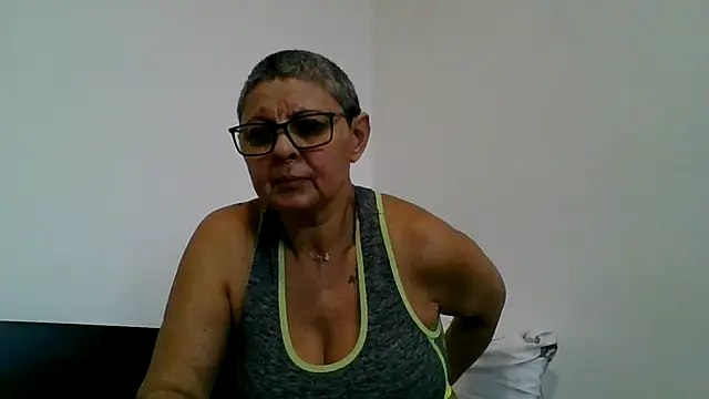 roseblak42 online show from November 29, 2025, 9:12 am