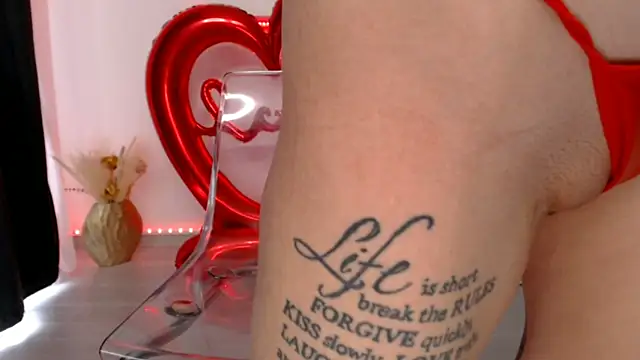 arianatattoos online show from February 12, 2025, 11:40 am