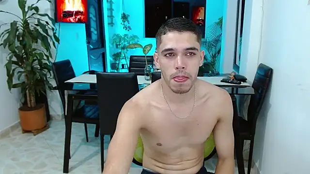 Snapshot of giannandblacke chatting on February 6, 2025, 11:37 pm giannandblacke online show from February 6, 2025, 11:37 pm