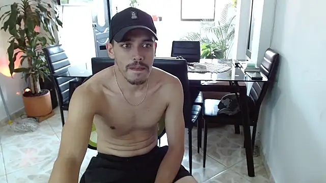 Snapshot of giannandblacke chatting on February 27, 2025, 6:42 pm giannandblacke online show from February 27, 2025, 6:42 pm