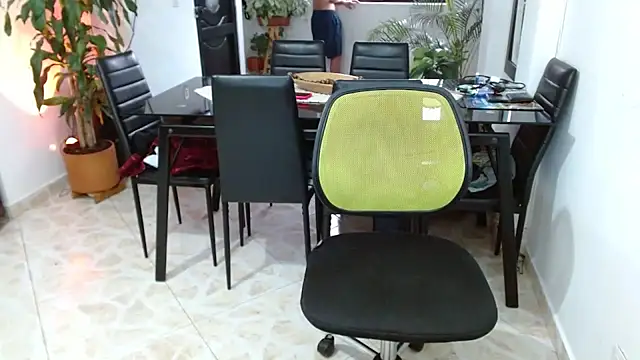 Snapshot of giannandblacke chatting on February 28, 2025, 10:17 pm giannandblacke online show from February 28, 2025, 10:17 pm