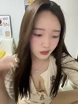 rose-u online show from March 15, 2025, 3:18 am