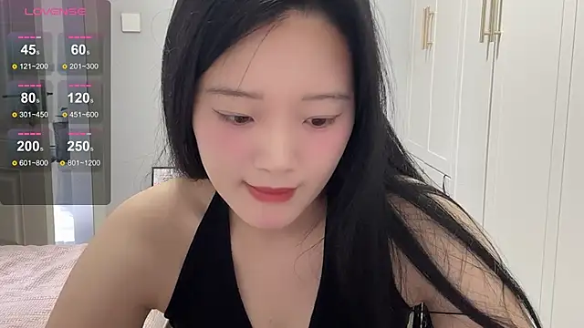 rose-u online show from September 19, 2025, 2:02 am