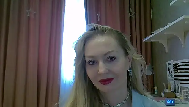 Snapshot of ZarinaSwift chatting on September 25, 2025, 4:38 am ZarinaSwift online show from September 25, 2025, 4:38 am