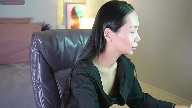  MIURA  online show from February 7, 2025, 1:36 am