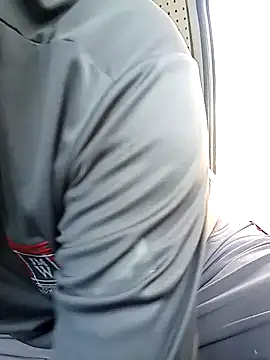 Hotbodyscottie online show from December 9, 2024, 5:19 pm