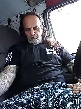 Hotbodyscottie online show from February 25, 2025, 10:50 pm