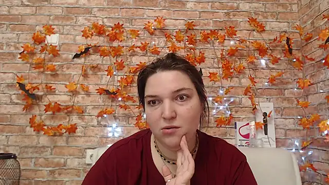 Amelia Kiss  online show from November 5, 2025, 12:43 am