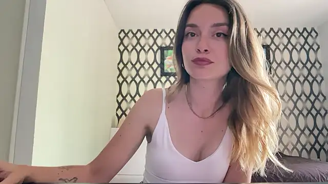 SirenaBelle online show from December 28, 2024, 10:14 am