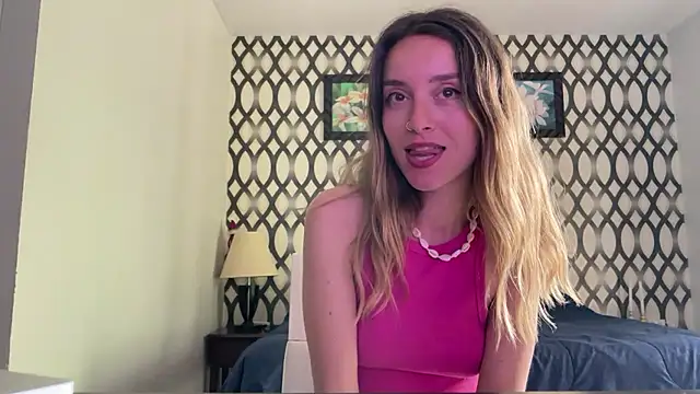 SirenaBelle online show from January 18, 2025, 8:31 am