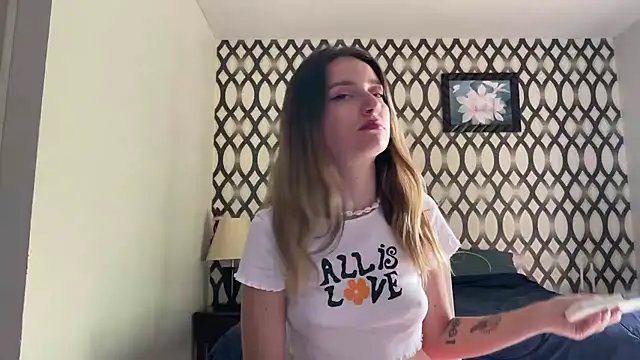 SirenaBelle online show from January 19, 2025, 9:01 am